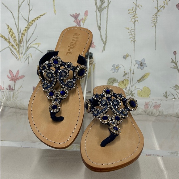 MYSTIQUE SANDALS🔥🔥🔥new with out box and tag - Picture 1 of 8